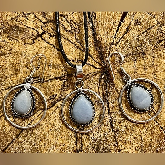 Dainty Set of Angelite Pendant & Earrings - Picture 3 of 5